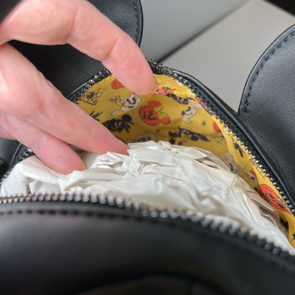 Stitch Shoppe Mickey Mouse Glow Spider Crossbody Bag - Picture 2 of 6